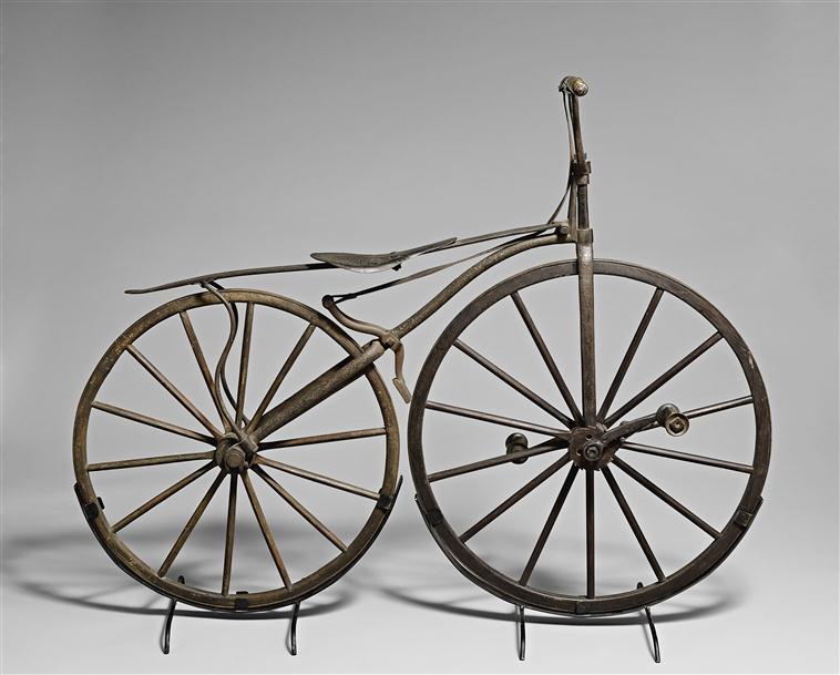 Vélocipède à roue libre
