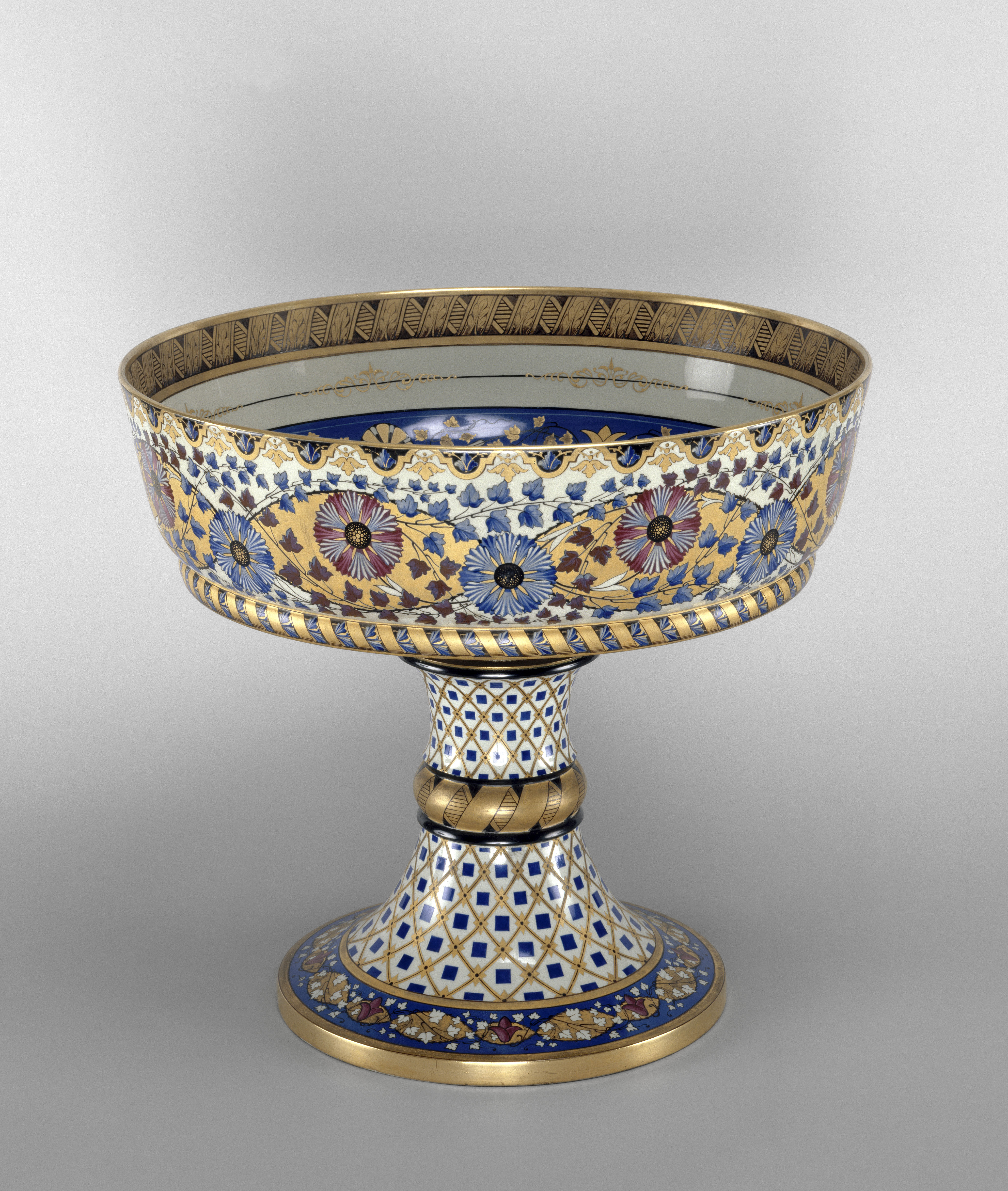 coupe_porcelainermngp99-005557.jpg