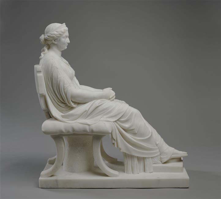 Statuette de marbre, dite Agrippine, profil droit