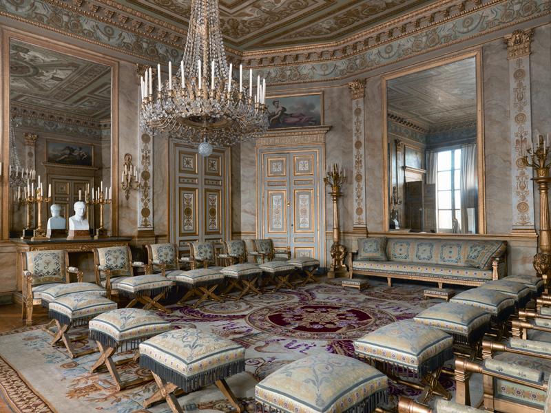 Media Name: apparts_salon_dames_dhonneur_paribas.jpg