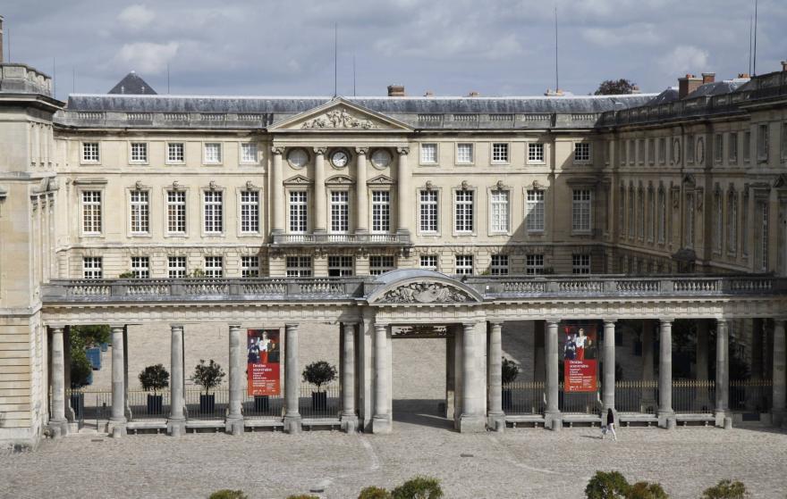 Media Name: facade.jpg