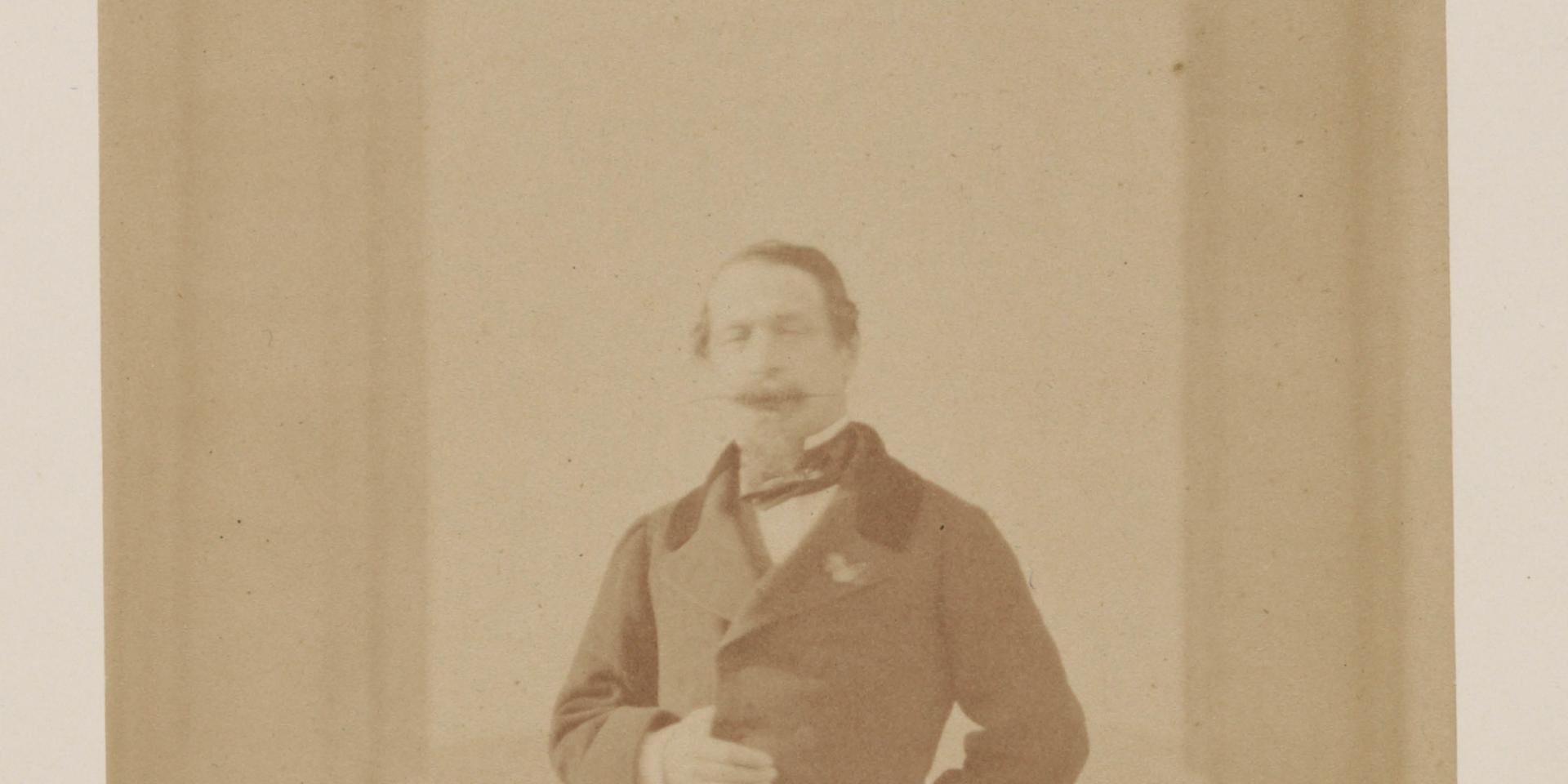 Olympe Aguado, Napoléon III sur le perron du château de Compiègne